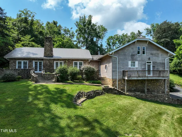 $675,000 | 1027 West Summer Street, Greeneville, TN 37743