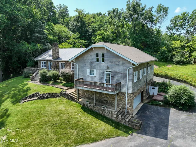 $675,000 | 1027 West Summer Street, Greeneville, TN 37743