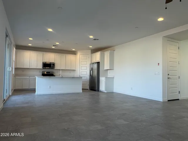 $2,550 | 12026 Calle De Pompas West, Peoria, AZ 85383