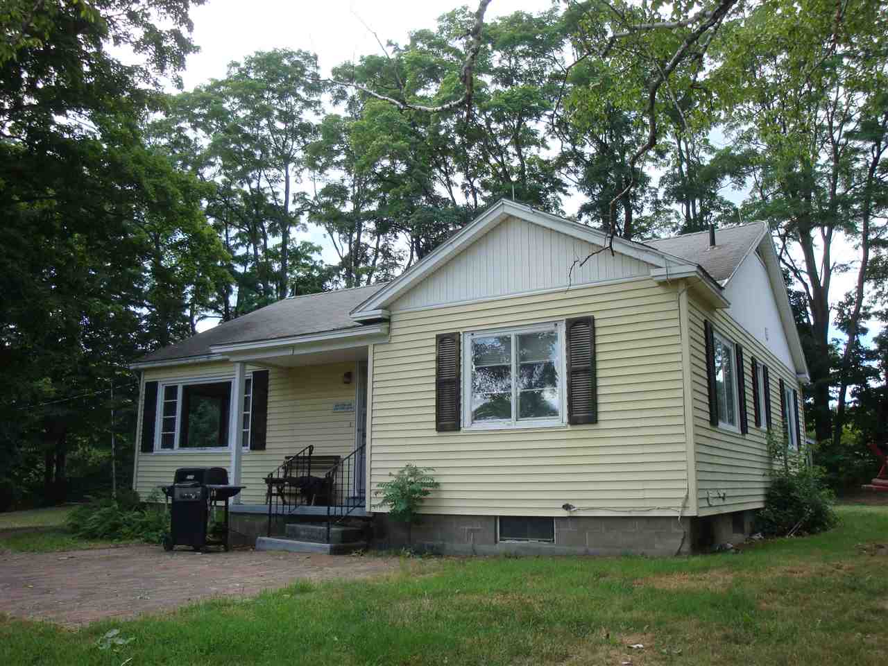 286 Miller Road Dummerston, VT 05346 - Photo 1 of 22