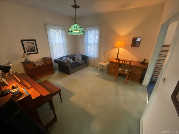 $235,000 | 10 Prospect Street, Unionville, NY 10988