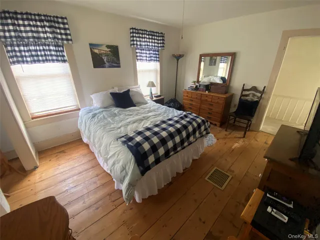 $235,000 | 10 Prospect Street, Unionville, NY 10988