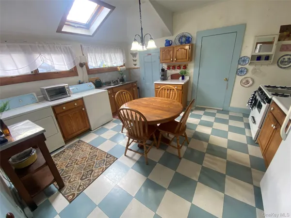 $235,000 | 10 Prospect Street, Unionville, NY 10988