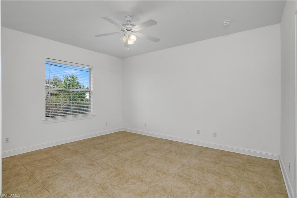 2119 River Ridge Boulevard Fort Myers, FL 33905 - Photo 11 of 19 Main Suite