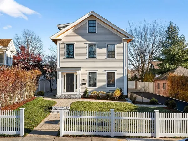 $1,795,000 | 167 Franklin Street, Unit 167, Arlington, MA 02474