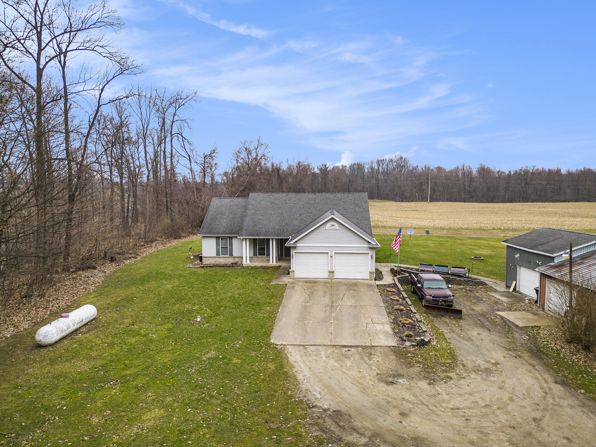 14487 Madron Lake Road Buchanan, MI 49107 - Photo 2 of 38 004_dji_0601