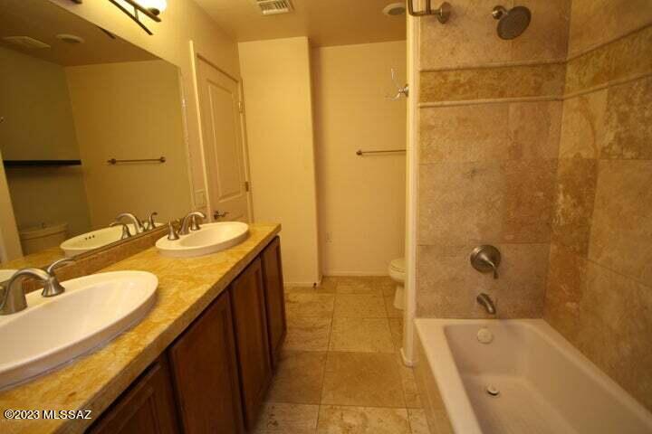 2010 East River Road, Unit 101 Tucson, AZ 85718 - Photo 9 of 10 20200422193700149204000000-o