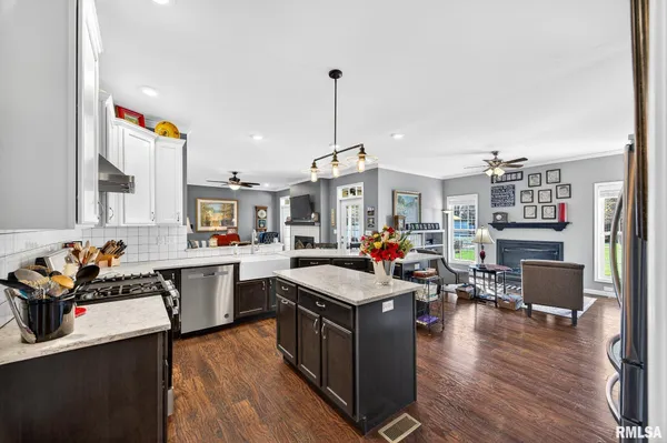 $397,500 | 444 North Academy Street, Galesburg, IL 61401