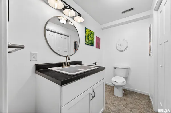 $397,500 | 444 North Academy Street, Galesburg, IL 61401