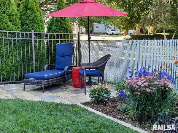 $397,500 | 444 North Academy Street, Galesburg, IL 61401