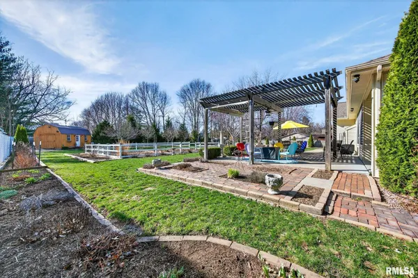 $397,500 | 444 North Academy Street, Galesburg, IL 61401