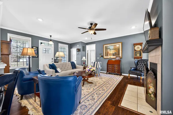 $397,500 | 444 North Academy Street, Galesburg, IL 61401