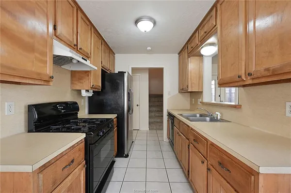 $1,750 | 3214 Heatherwood Drive, Bryan, TX 77801