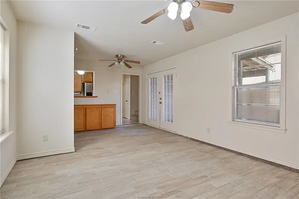 $1,750 | 3214 Heatherwood Drive, Bryan, TX 77801