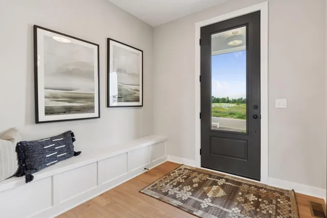 $925,000 | 5840 Freeland Bay North, Hugo, MN 55038