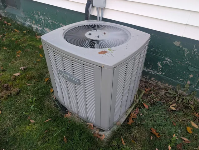 $69,900 | 1701 North Johnson Street, South Bend, IN 46628