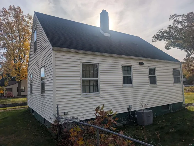 $69,900 | 1701 North Johnson Street, South Bend, IN 46628