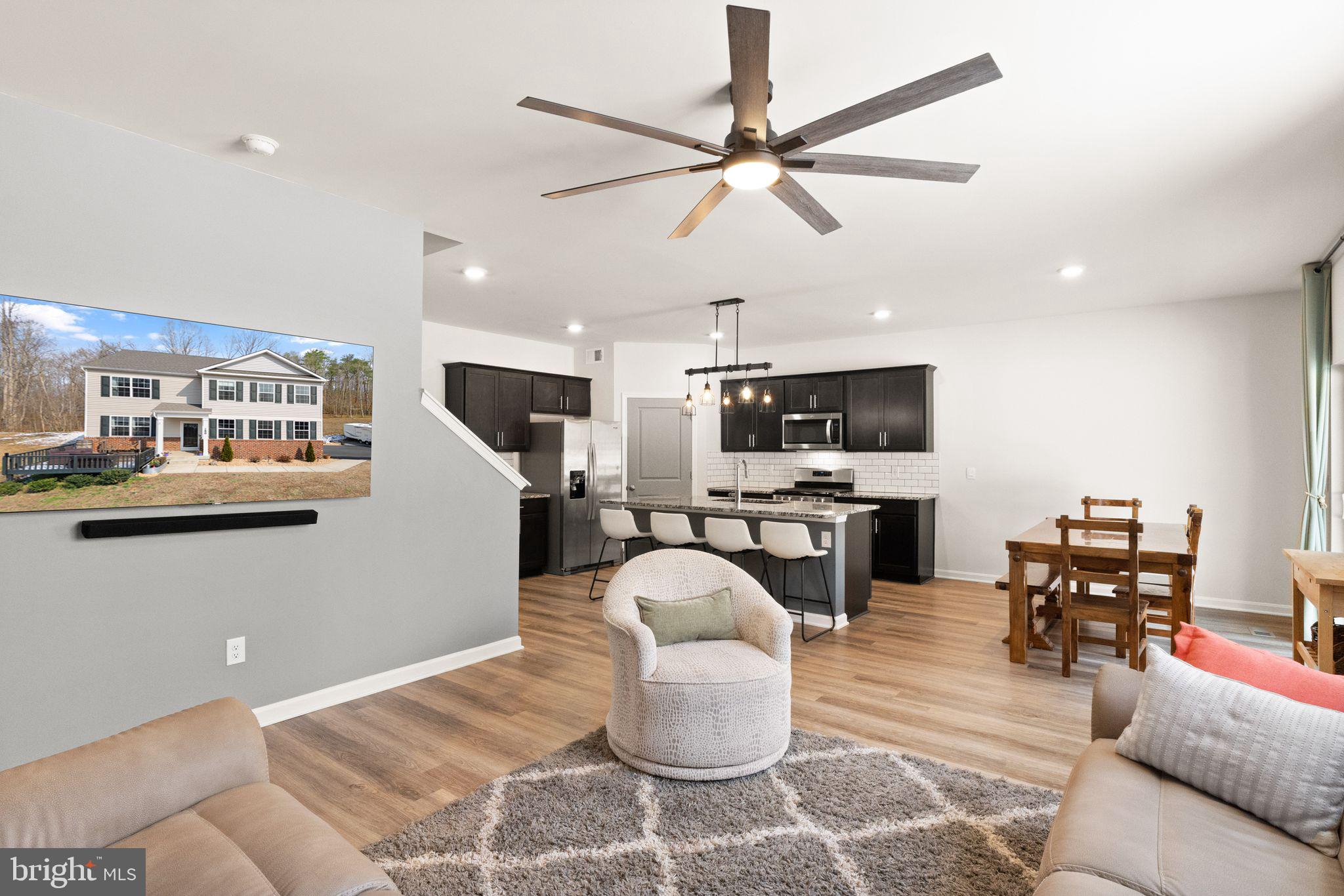 180 Pinewood Road Fredericksburg, VA 22405 - Photo 25 of 76 Love the LVP!