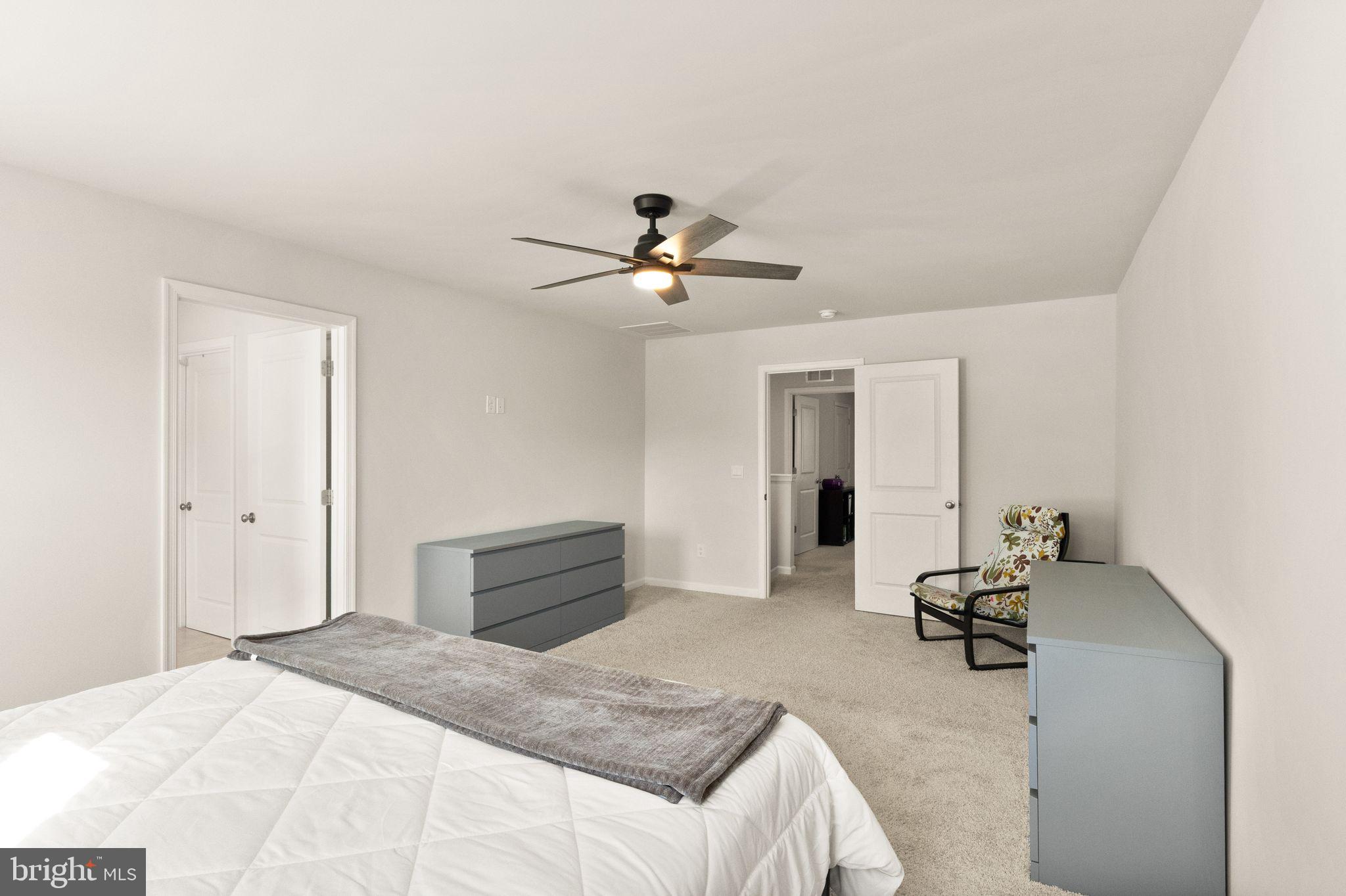 180 Pinewood Road Fredericksburg, VA 22405 - Photo 36 of 76 Big enough for a sitting area.