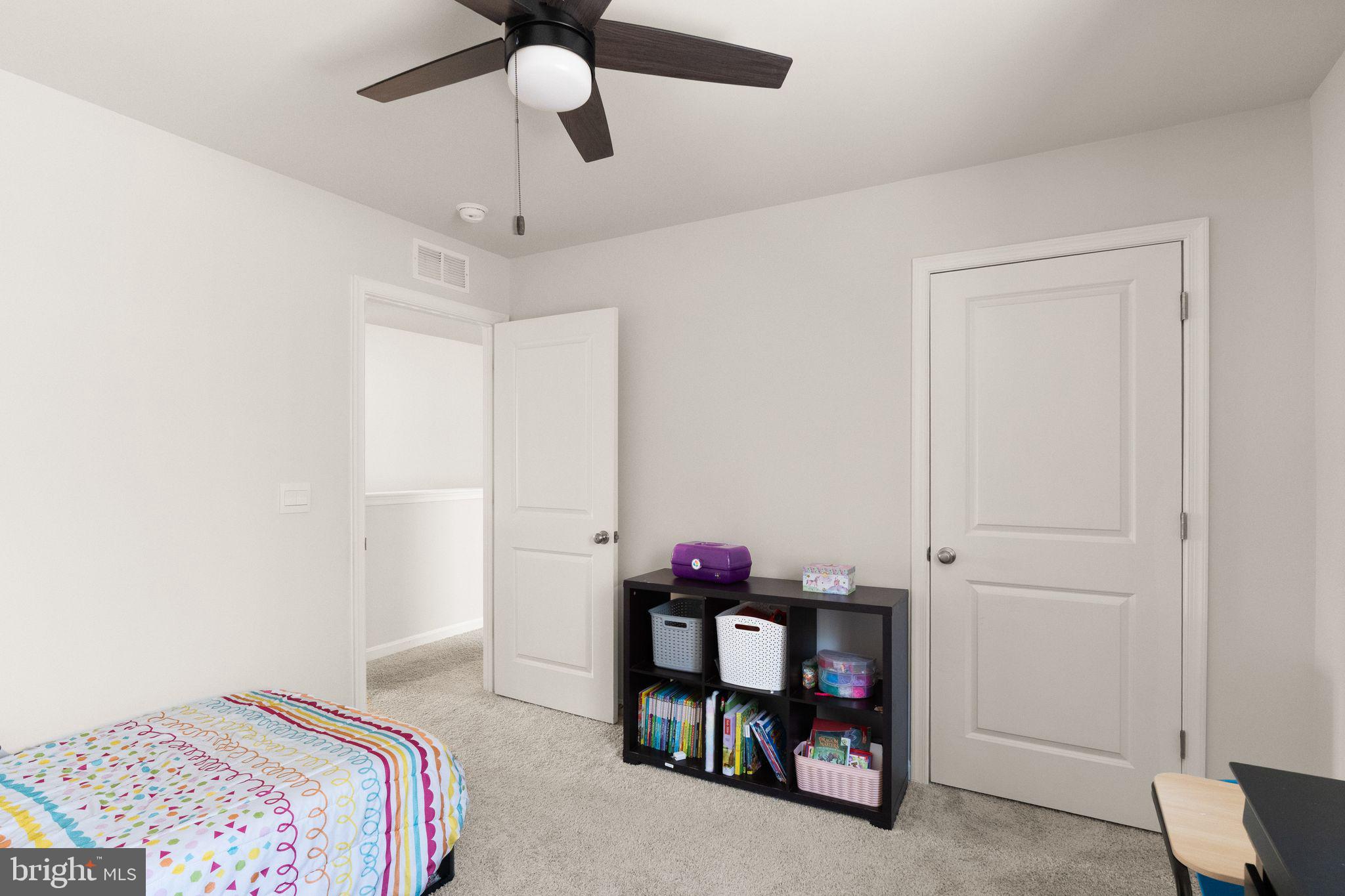 180 Pinewood Road Fredericksburg, VA 22405 - Photo 47 of 76 Bring the books!