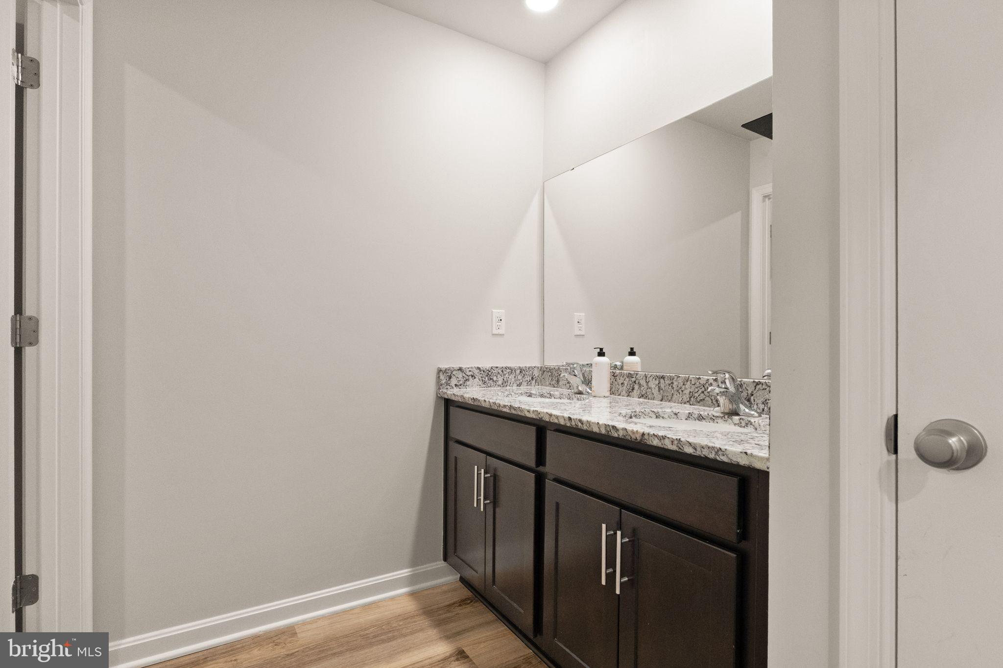 180 Pinewood Road Fredericksburg, VA 22405 - Photo 48 of 76 Secondary bath w/ 2 sinks.