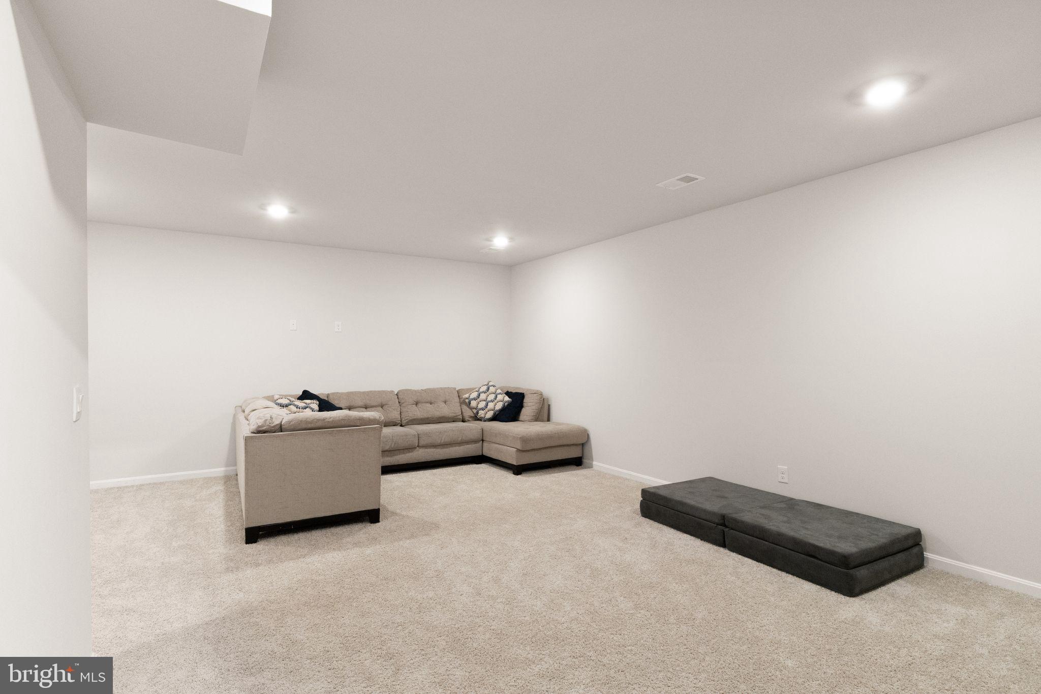 180 Pinewood Road Fredericksburg, VA 22405 - Photo 54 of 76 Lots of space & Light!