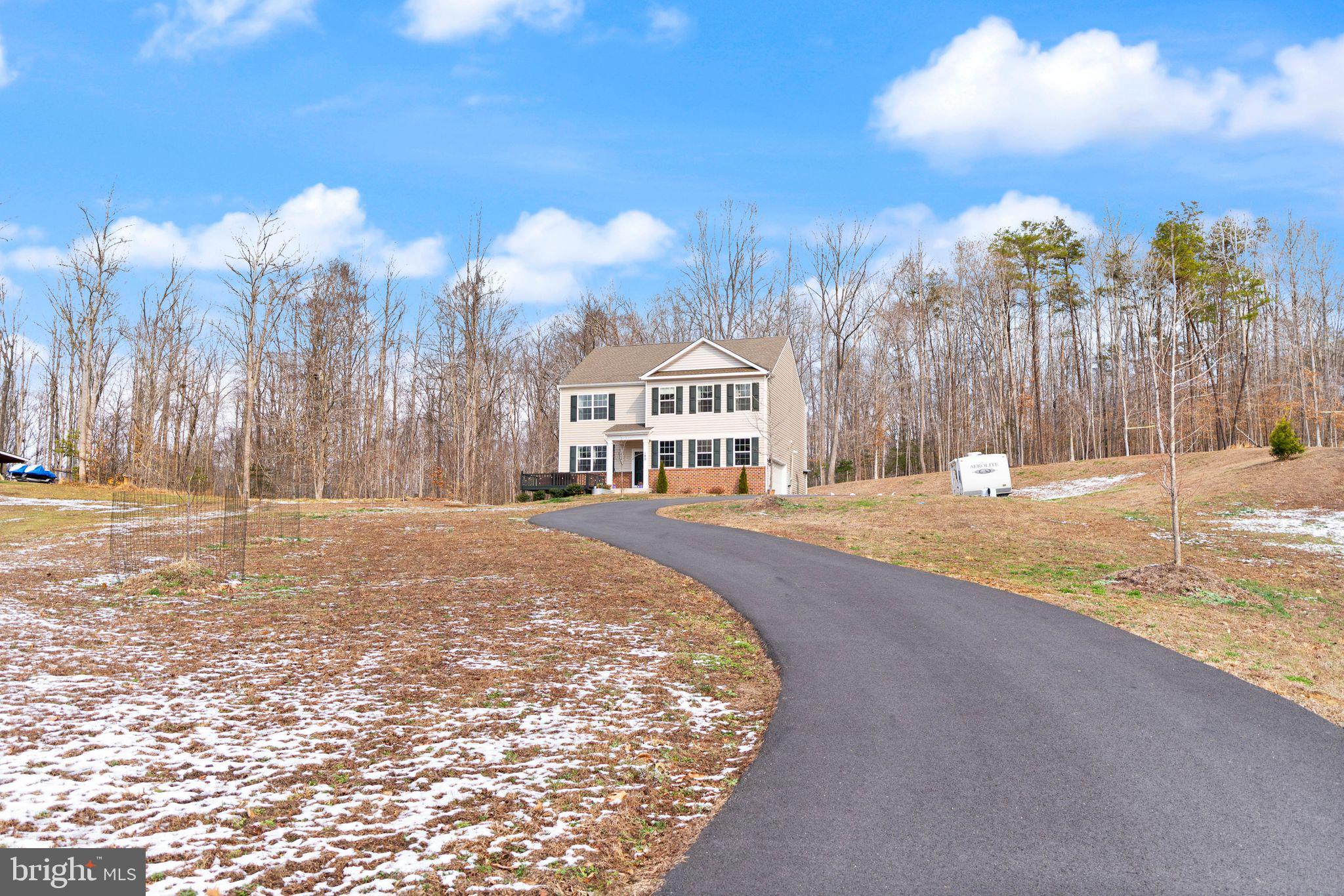 180 Pinewood Road Fredericksburg, VA 22405 - Photo 6 of 76 Great Curb appeal!