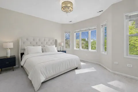 $835,000 | 1816 South Calumet Avenue, Chicago, IL 60616