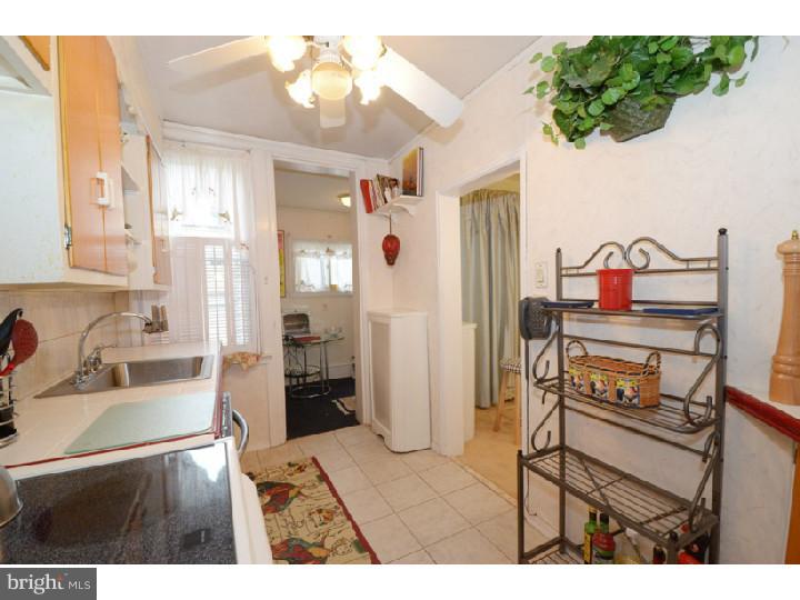 6413 Morris Park Road Philadelphia, PA 19151 - Photo 16 of 24 Kitchen