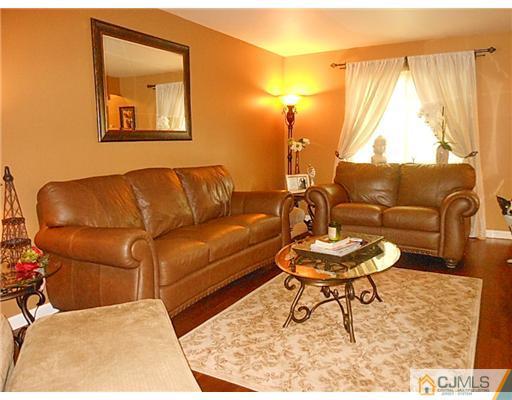 26 Rittner Lane Old Bridge, NJ 08857 - Photo 4 of 20 Gallery Image 4