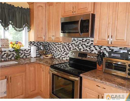 26 Rittner Lane Old Bridge, NJ 08857 - Photo 7 of 20 Gallery Image 7
