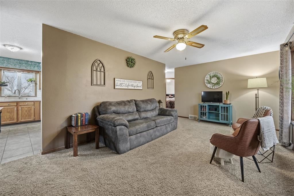 2905 7th Street Marion, IA 52302 - Photo 2 of 5 Gallery Image 2