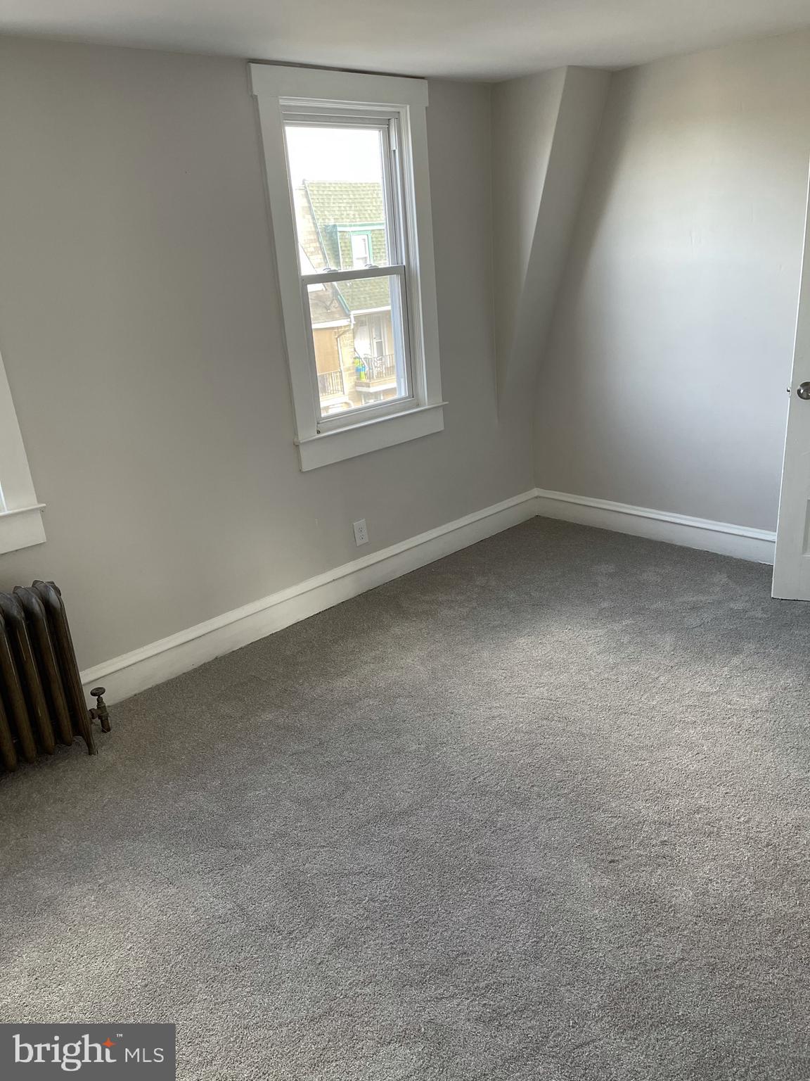 501 Littlecroft Road Upper Darby, PA 19082 - Photo 11 of 12