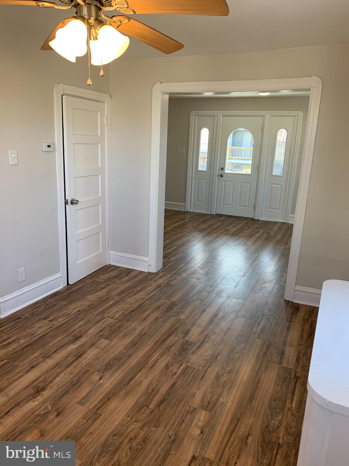 501 Littlecroft Road Upper Darby, PA 19082 - Photo 5 of 12