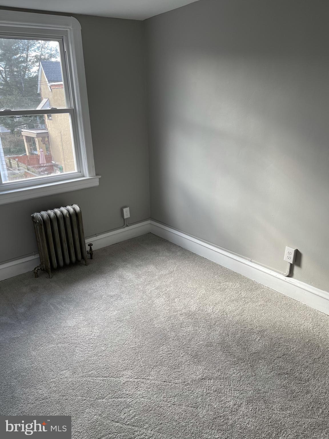 501 Littlecroft Road Upper Darby, PA 19082 - Photo 9 of 12