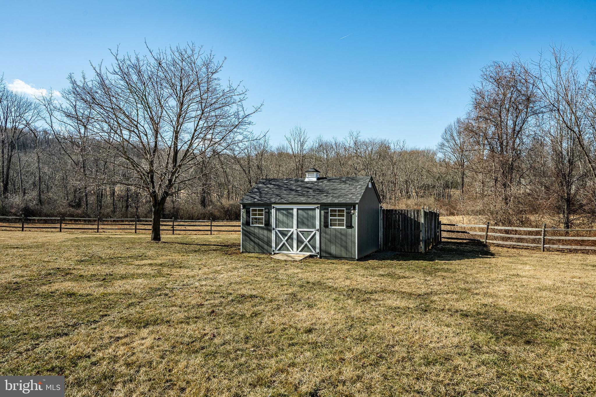 100 Rosepoint Road Glenmoore, PA 19343 - Photo 40 of 55 Kennel/ Shed w/ electric