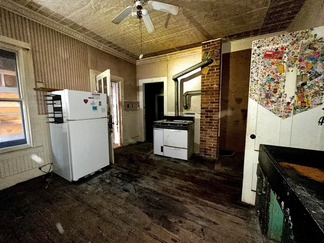 a view of storage and utility room