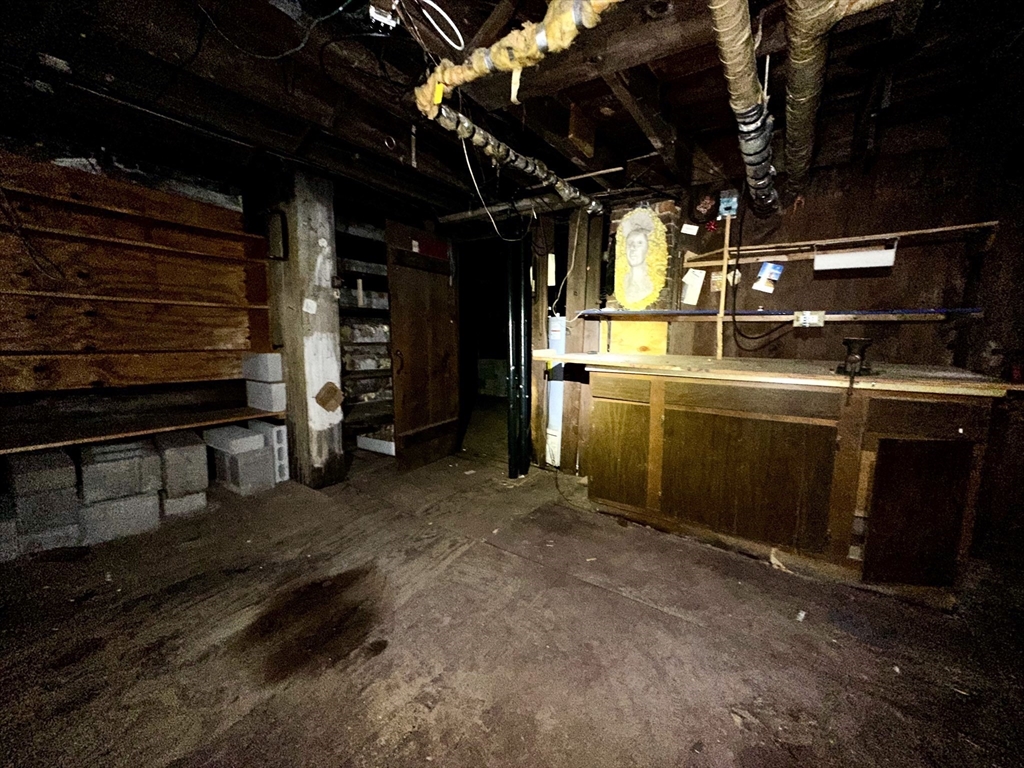 146 Bay Street Springfield, MA 01109 - Photo 28 of 39 a view of storage and utility room