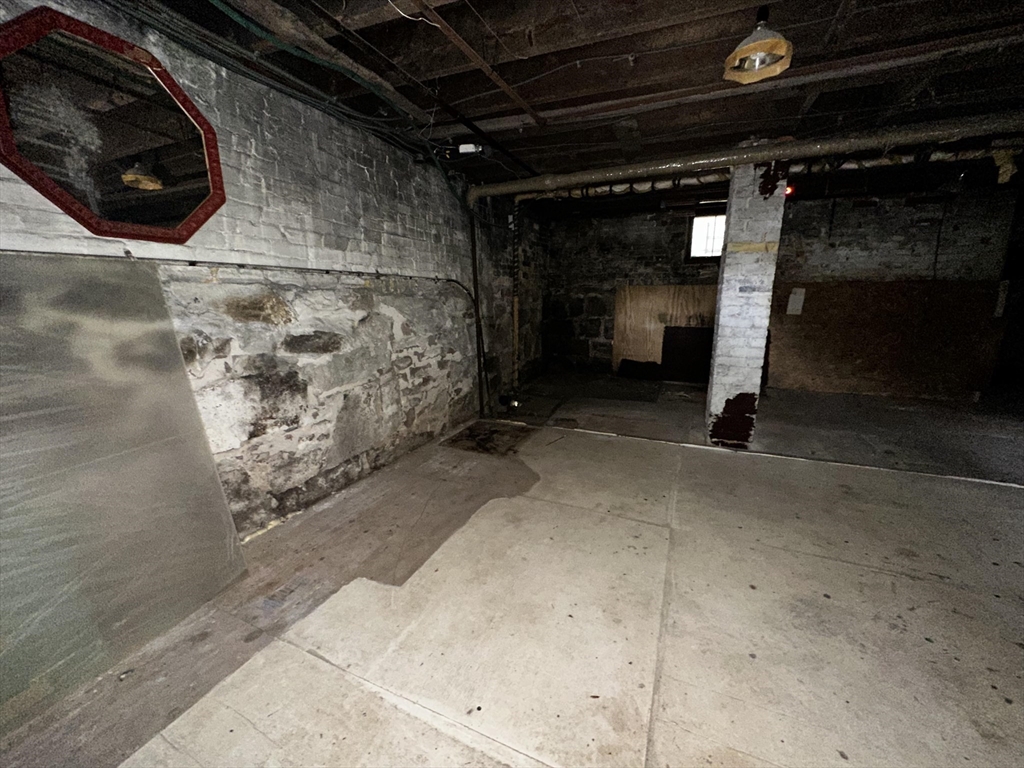 146 Bay Street Springfield, MA 01109 - Photo 35 of 39 a view of a garage