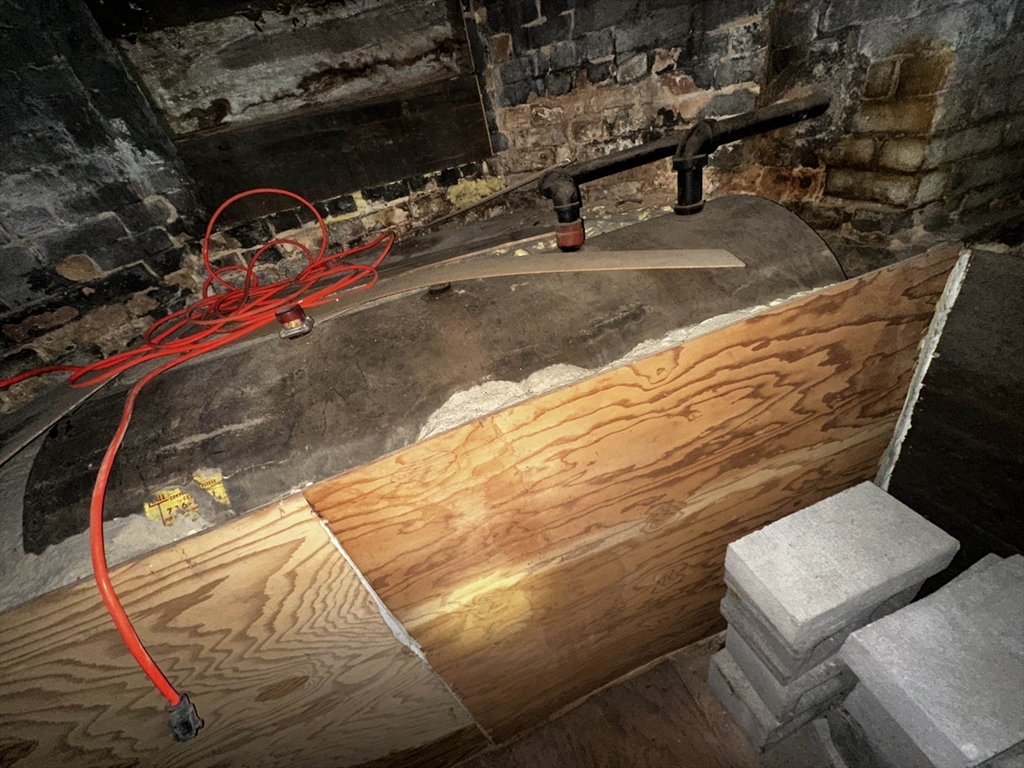 146 Bay Street Springfield, MA 01109 - Photo 38 of 39 a view of storage and utility room