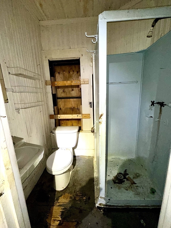 146 Bay Street Springfield, MA 01109 - Photo 5 of 39 a bathroom with a granite countertop toilet and a sink