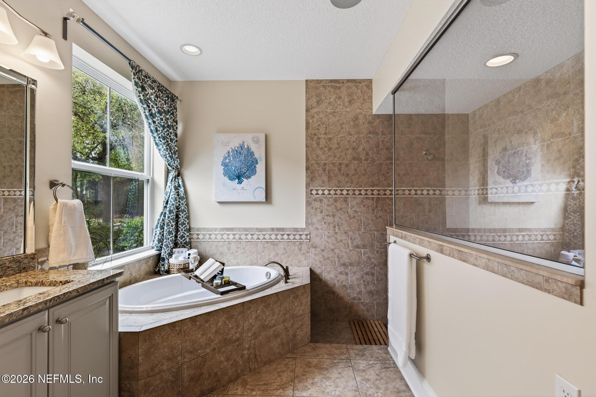 1906 North Loop Parkway St. Augustine, FL 32095 - Photo 45 of 87 Garden Tub & Walk-in Shower
