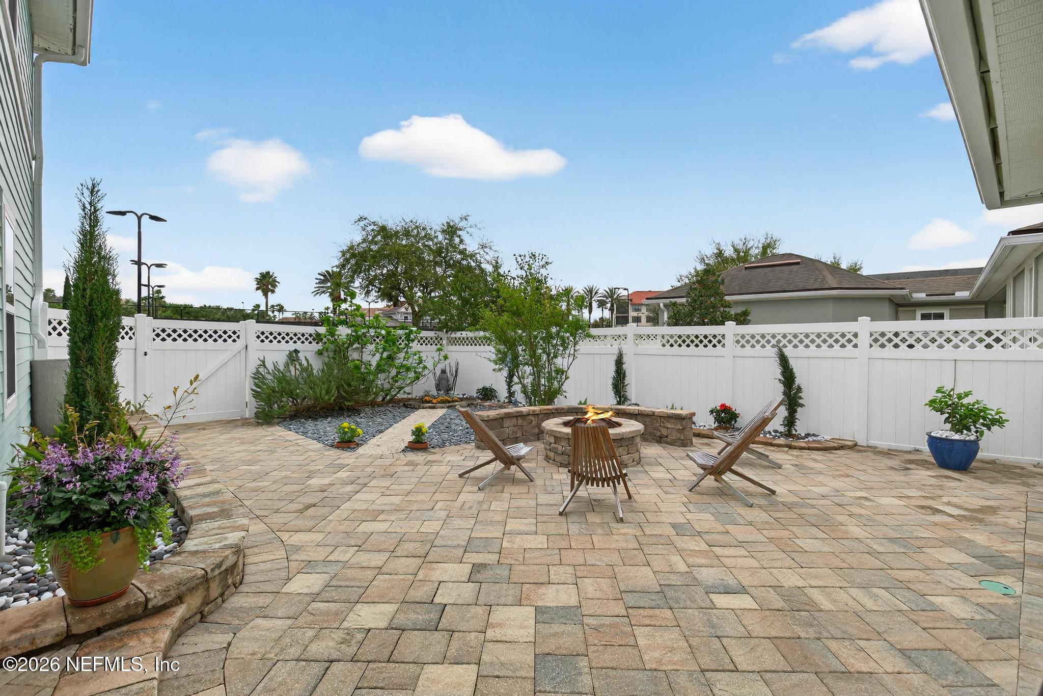 1906 North Loop Parkway St. Augustine, FL 32095 - Photo 62 of 87 Courtyard View