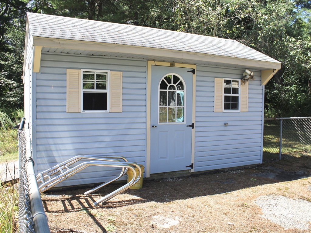 150 Putnam Road Holden, MA 01520 - Photo 23 of 28 Gallery Image 23
