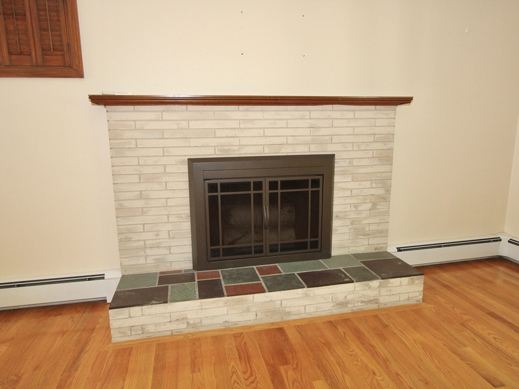 150 Putnam Road Holden, MA 01520 - Photo 3 of 28 Gallery Image 3
