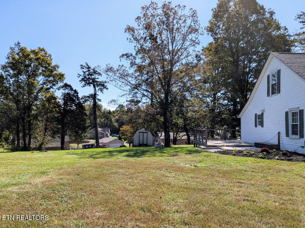 6102 Stormer Road Knoxville, TN 37918 - Photo 8 of 13 6102-Stormer-Road-08