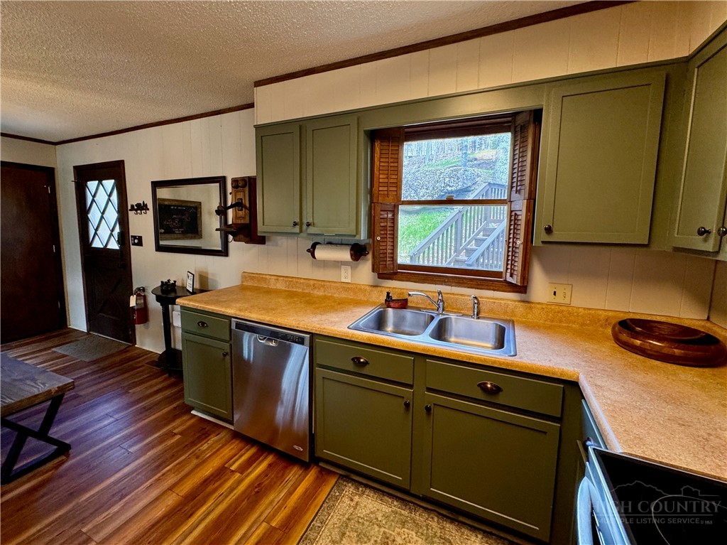 125 Lower Grouse Ridge Road Beech Mountain, NC 28604 - Photo 11 of 47