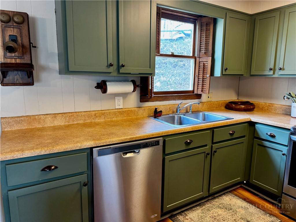 125 Lower Grouse Ridge Road Beech Mountain, NC 28604 - Photo 14 of 47