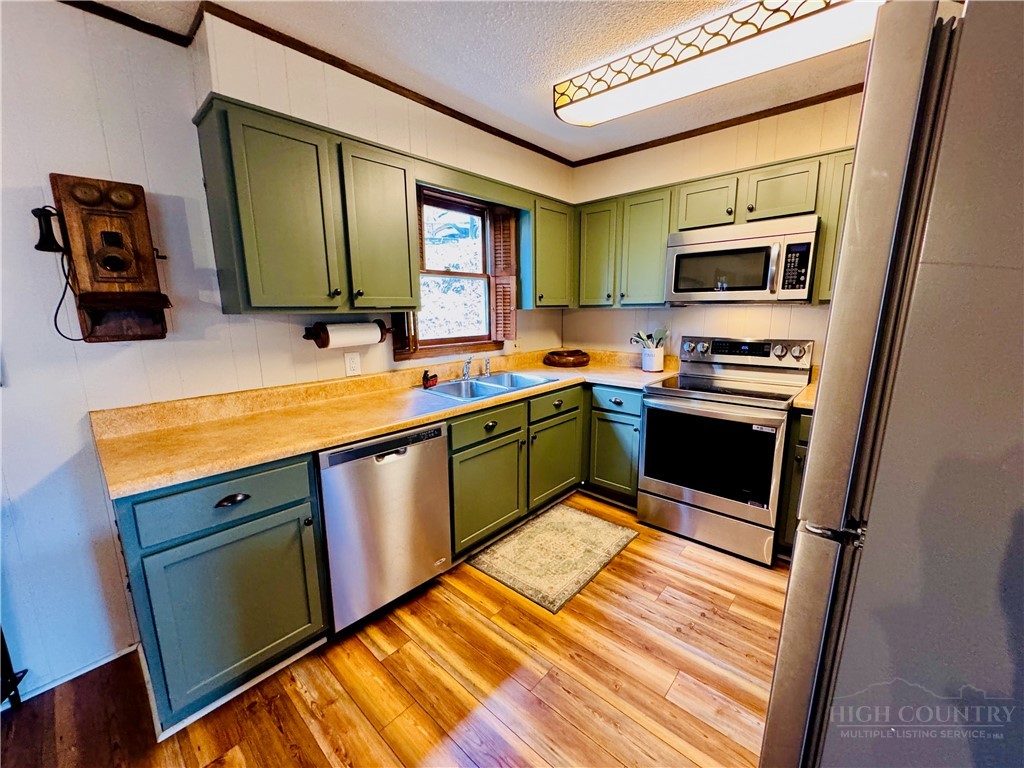 125 Lower Grouse Ridge Road Beech Mountain, NC 28604 - Photo 16 of 47