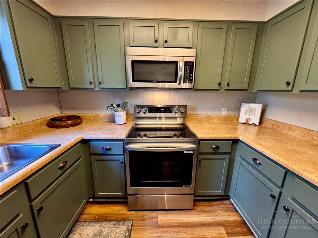 125 Lower Grouse Ridge Road Beech Mountain, NC 28604 - Photo 17 of 47